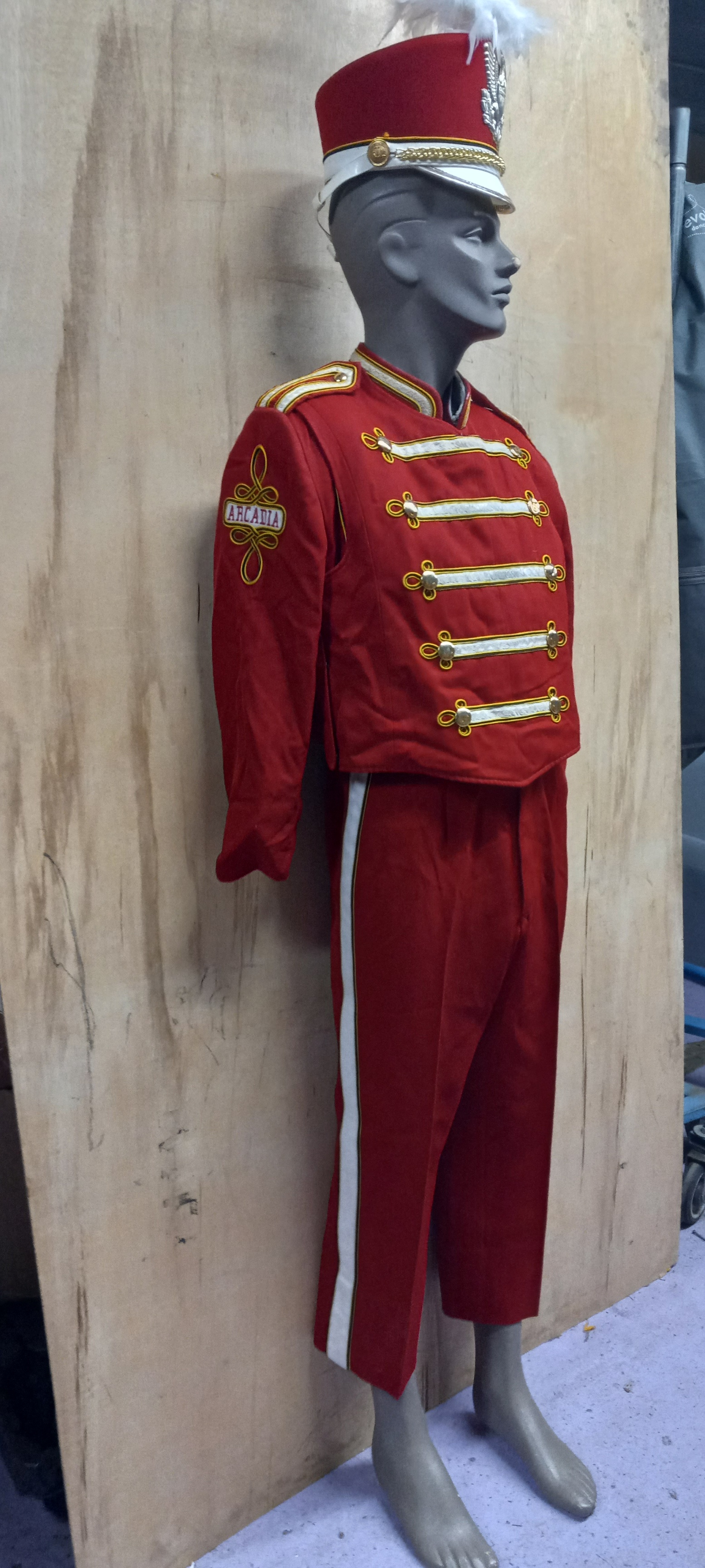 Set 299+/- Red and White Marching Band