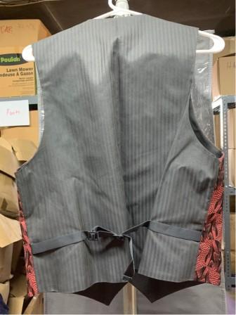Set of 6 Red and Black Vests by Mel Howard Accessories