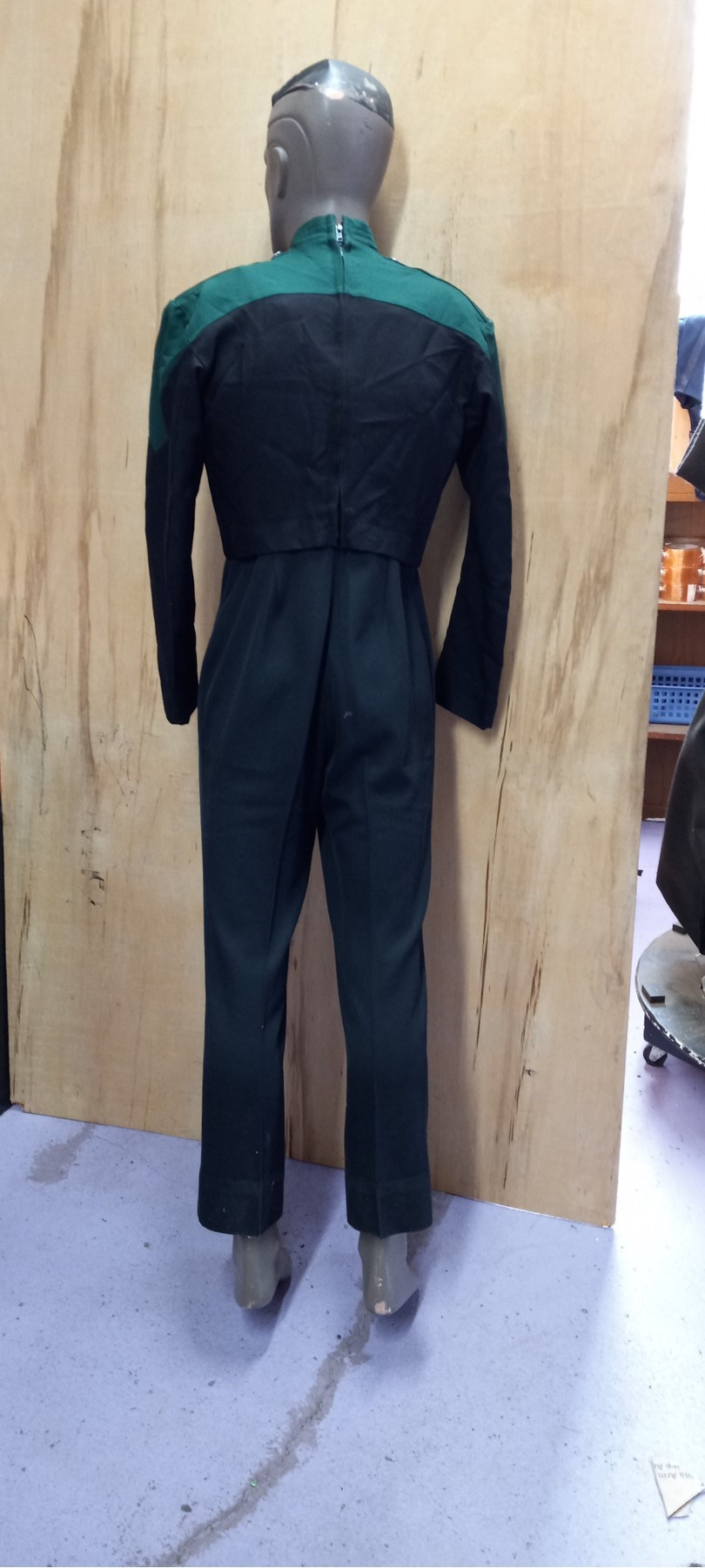 Set of 232+/- Dark Green, Black and White Marching Band Uniforms Item Description: This is a set of 
