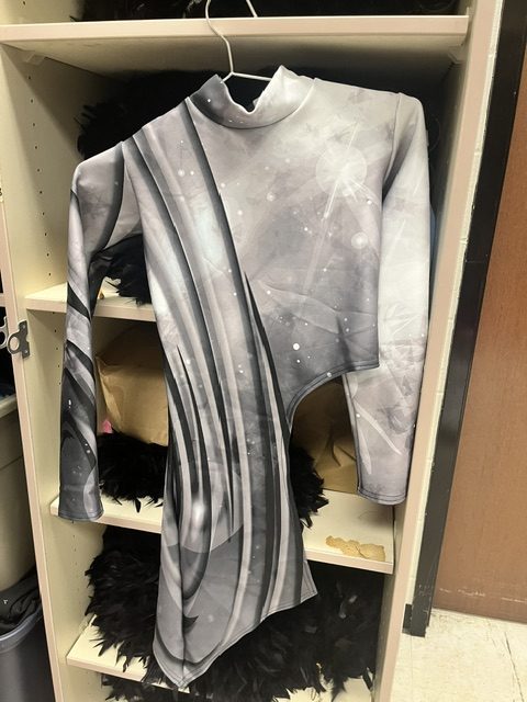 Coordinating gray drum major top