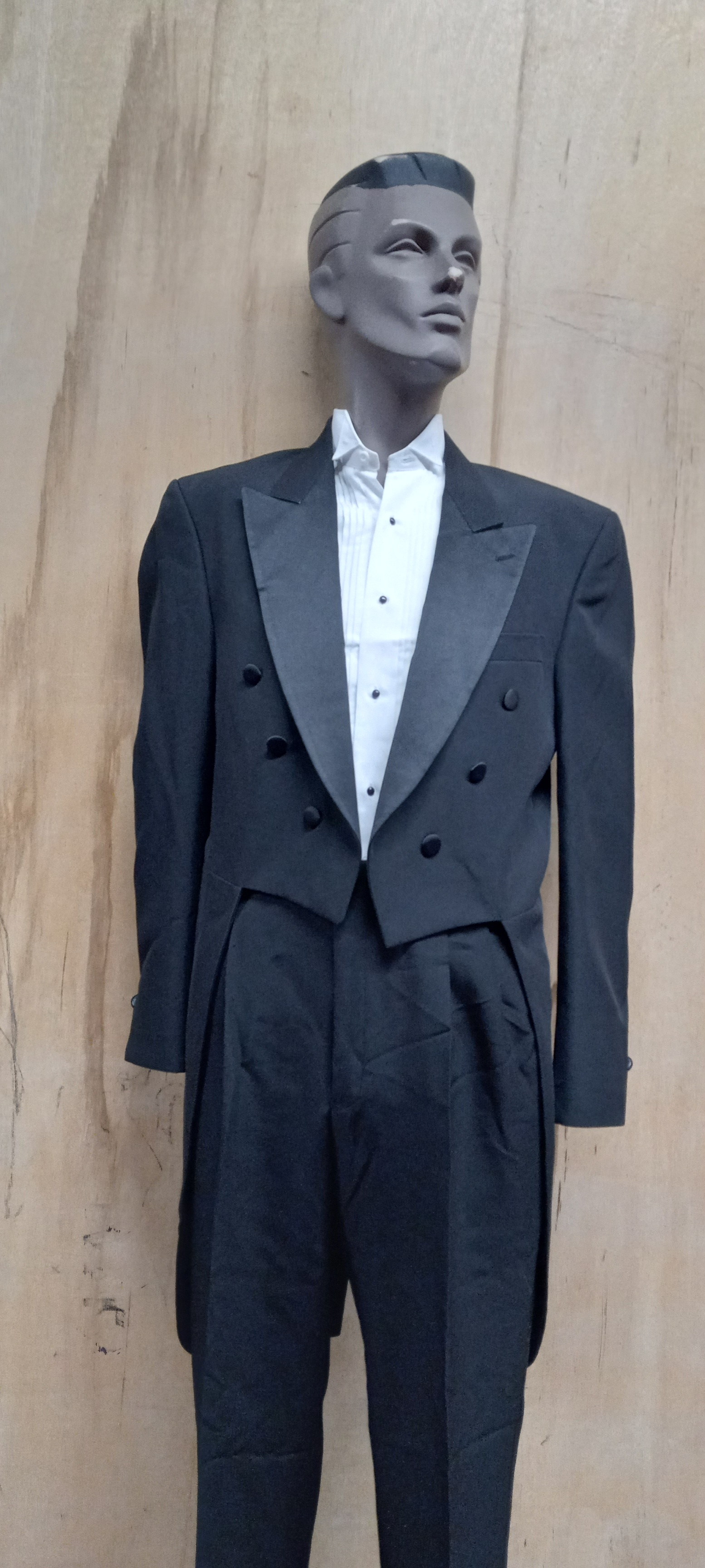 10+ Used Tuxedo Suits with Tails