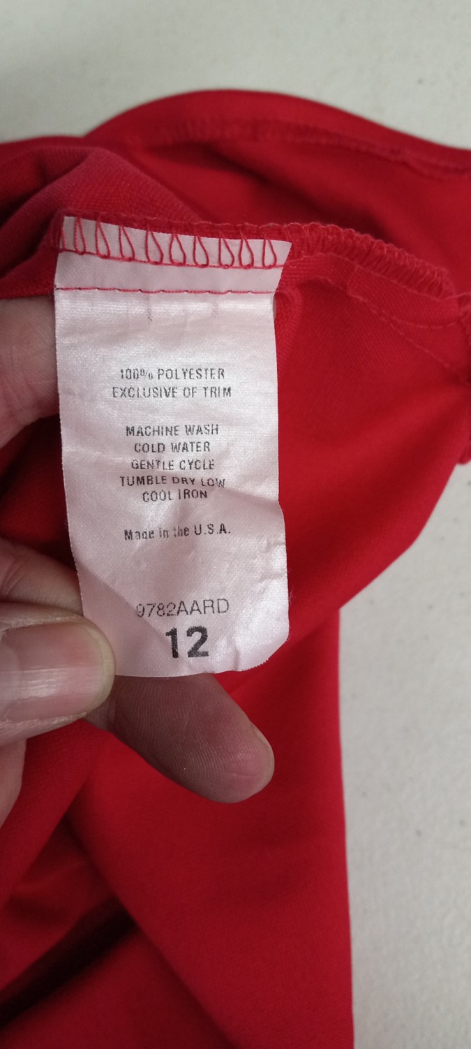 Set of 40 Red Concert